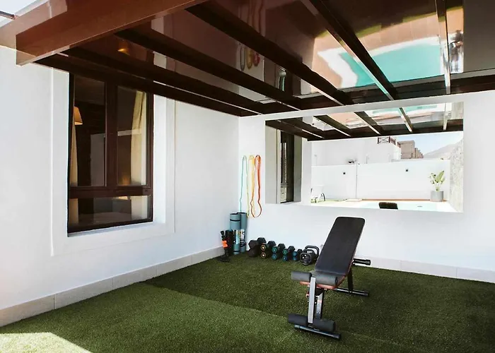 Lyra Piscina Climatizada * Playa Blanca (Lanzarote)