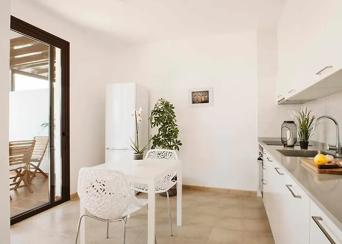 Villa Lyra, Piscina Climatizada Playa Blanca (Lanzarote)