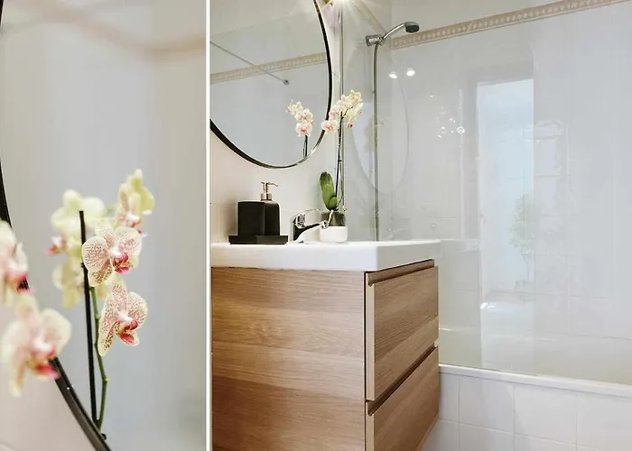 Lyra, Piscina Climatizada *