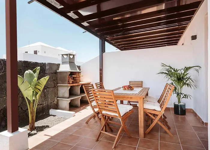 Villa Lyra, Piscina Climatizada *